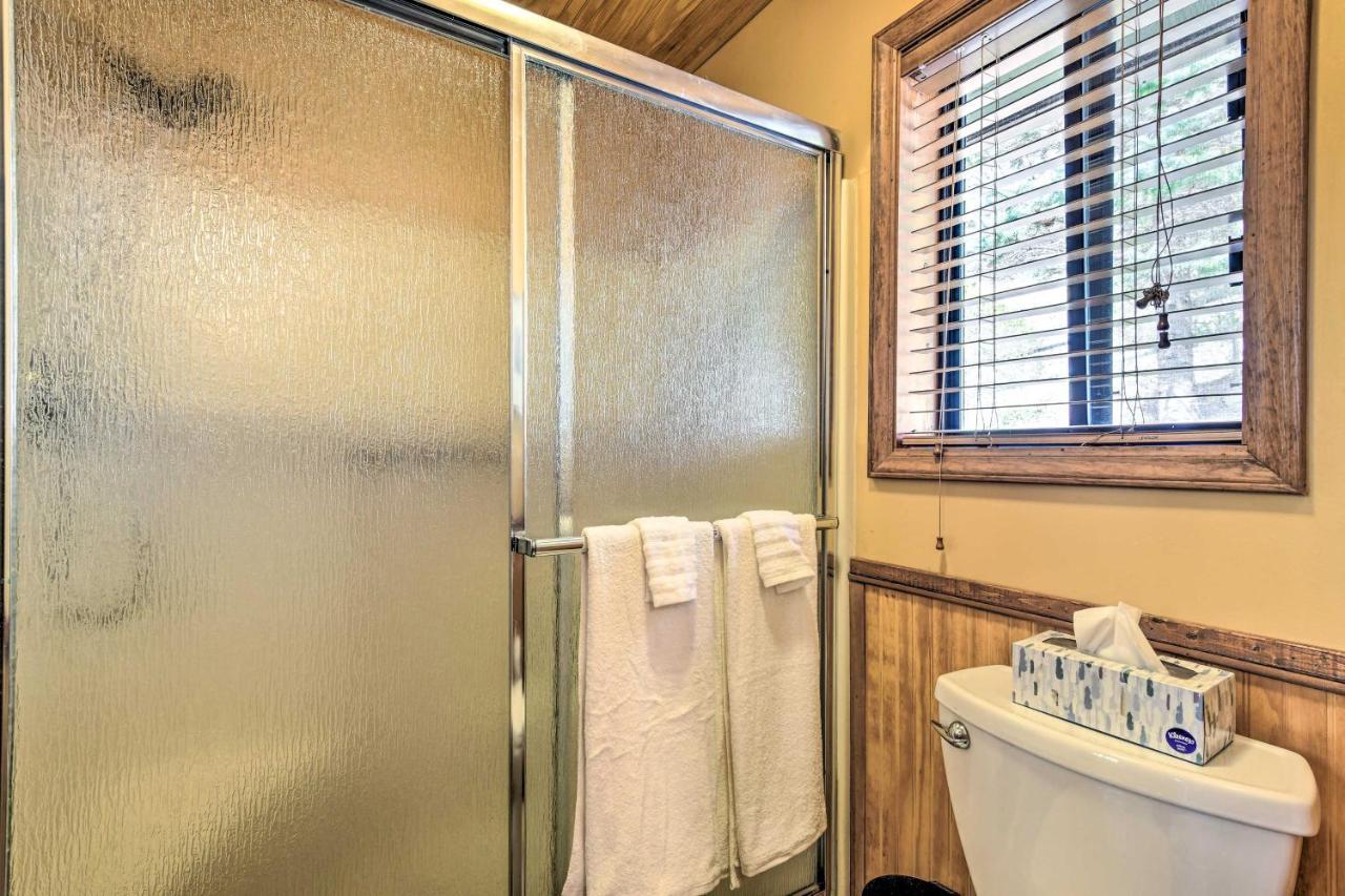 Best Location - Maggie Valley Cabin With Hot Tub! Eksteriør bilde